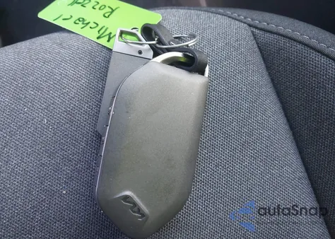 2025 Kia K4 Lxs из США, поврежденный, VIN 3KPFT4DE1SE006012